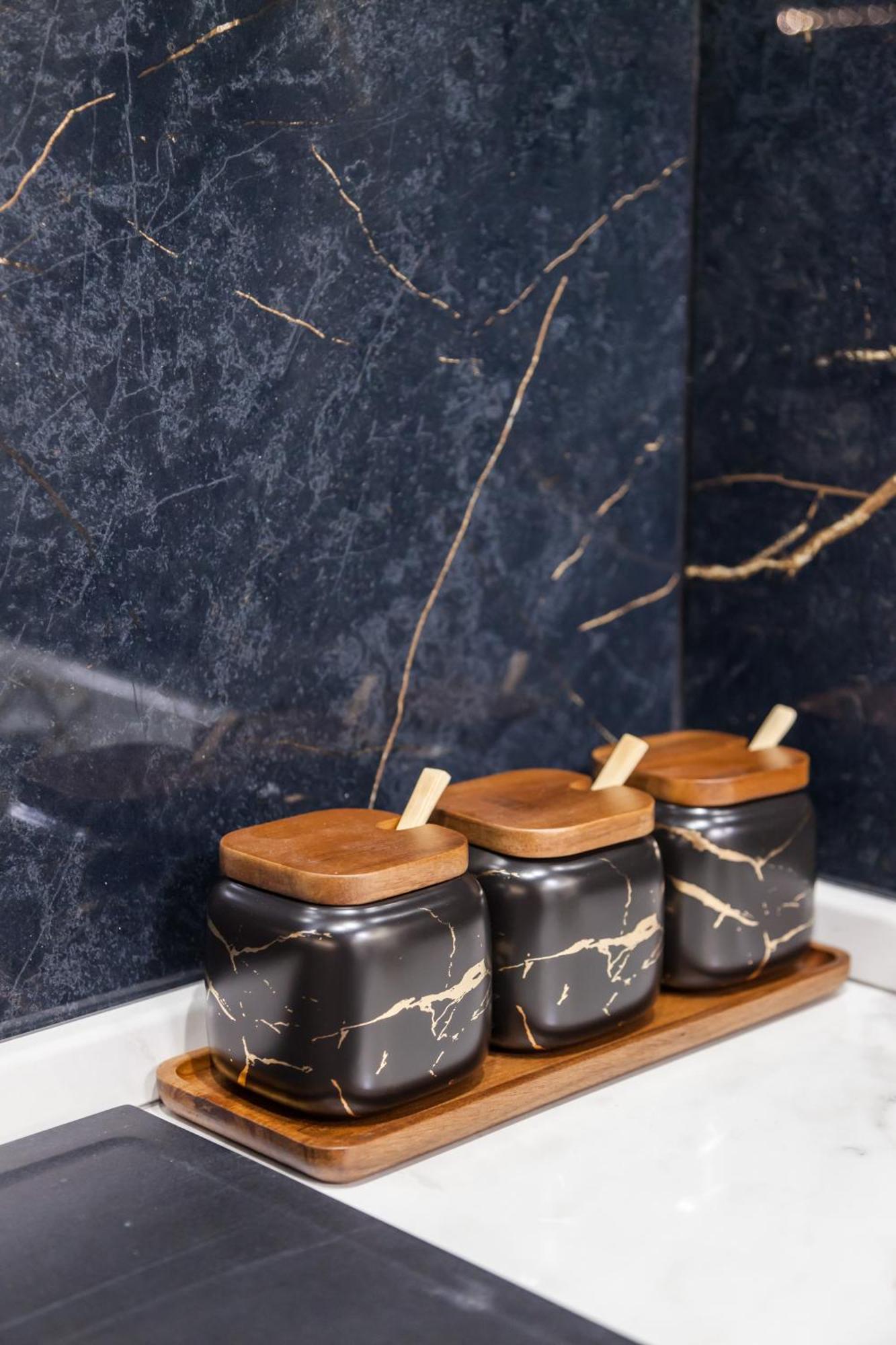 Appartamento Italian Fashion - Luxurious Marble City Center