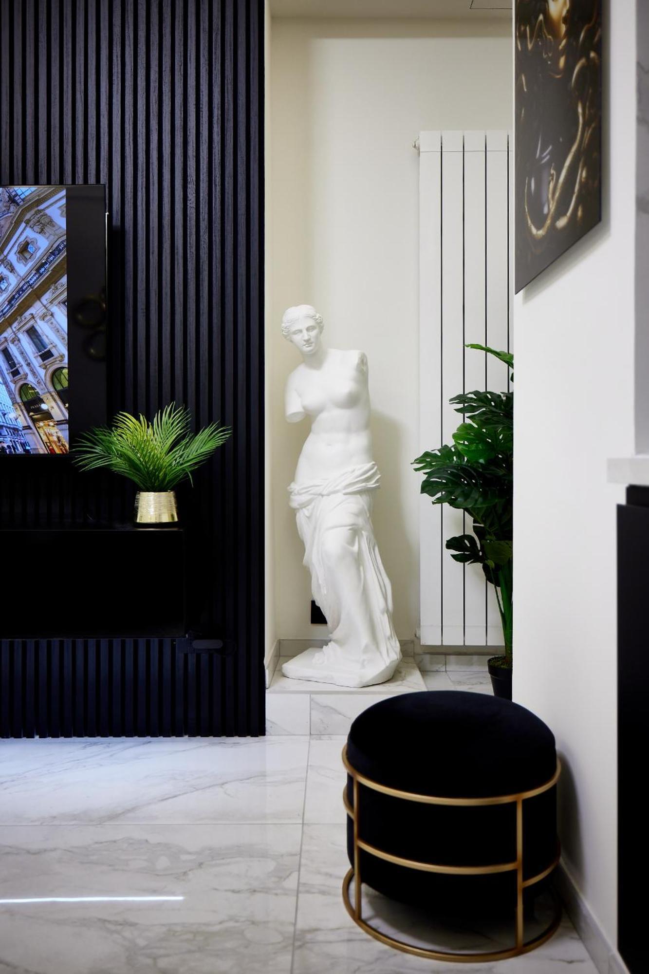 Appartamento Italian Fashion - Luxurious Marble City Center